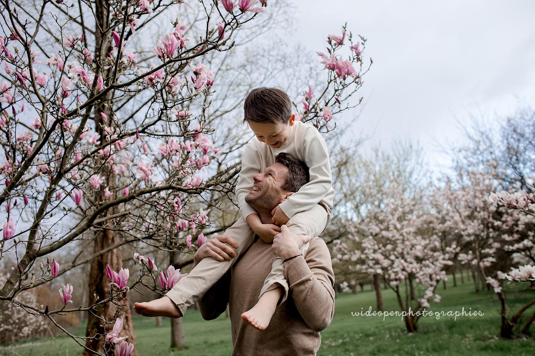 seance photo dans les magnolias près de lille
